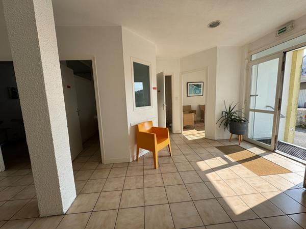 A vendre dans le centre-ville de Concarneau bureaux 7 pièces, 137 m² , Concarneau