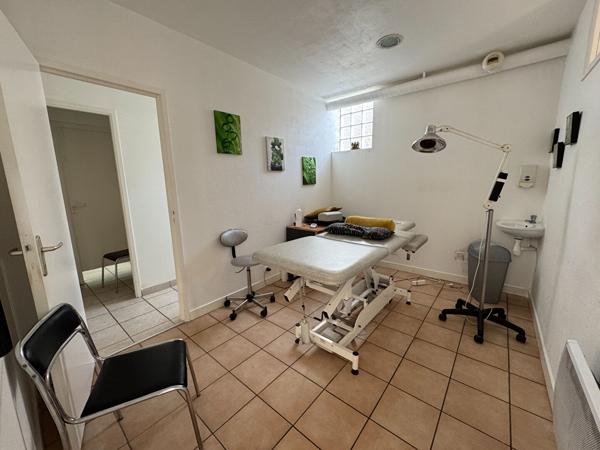 A vendre dans le centre-ville de Concarneau bureaux 7 pièces, 137 m² , Concarneau