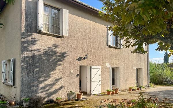 Maison à vendre    7 pièces •  Lamothe-Goas