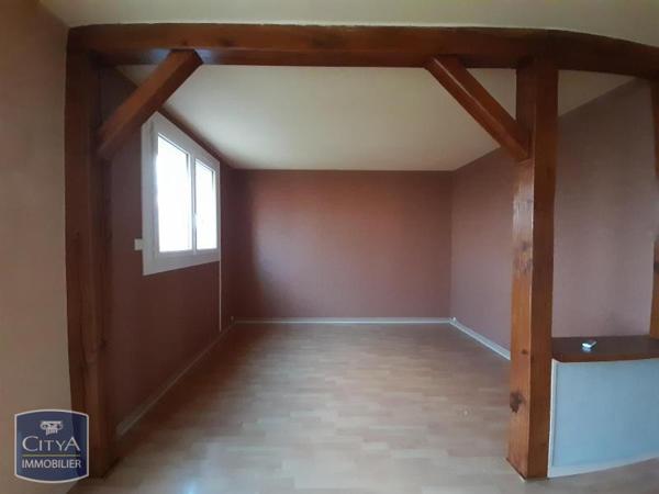 Appartement à louer 5 pièces 76.07m²
