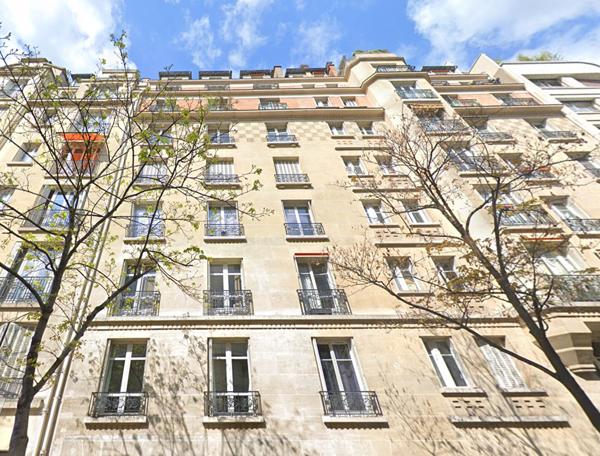 Appartement meublé neuf de 59 m2 rénové en entier - 1 chambre avec double séjour