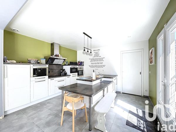 Maison à vendre 6 pièces 153 m² Jâlons