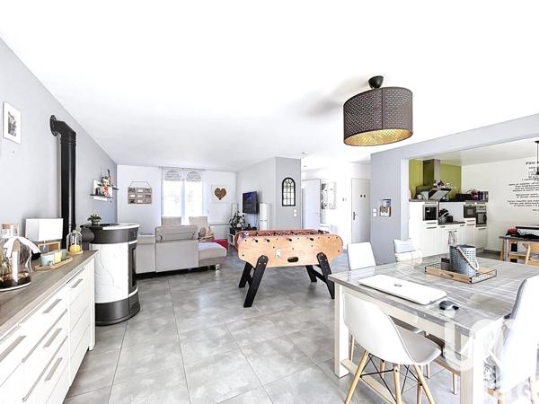 Maison à vendre 6 pièces 153 m² Jâlons