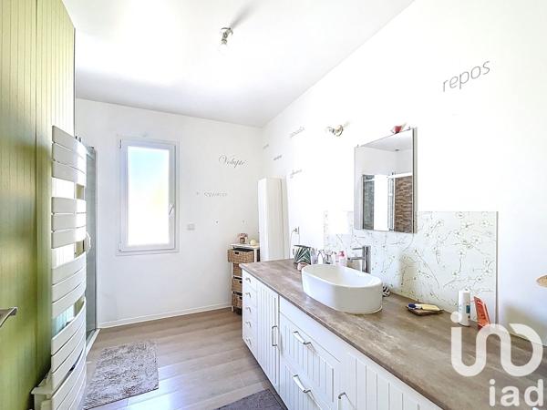 Maison à vendre 6 pièces 153 m² Jâlons