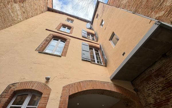 Appartement à vendre    3 pièces • 60,76 m2 Toulouse