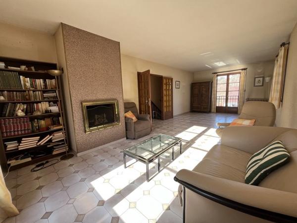 Maison à vendre |  Cosnac |  4 pièces | 104 m²