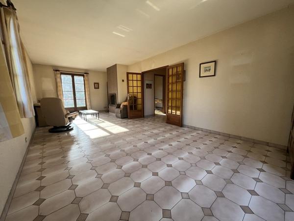 Maison à vendre |  Cosnac |  4 pièces | 104 m²