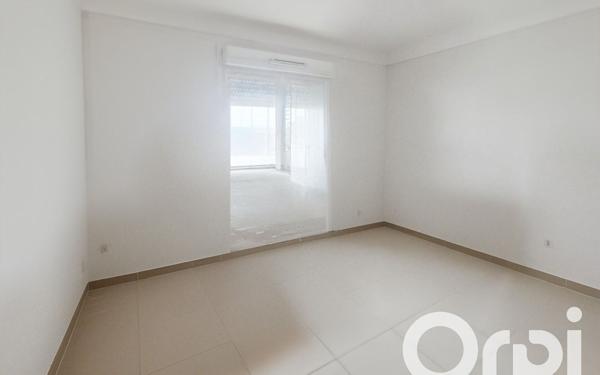 Maison à vendre    6 pièces •  Pont-Saint-Esprit