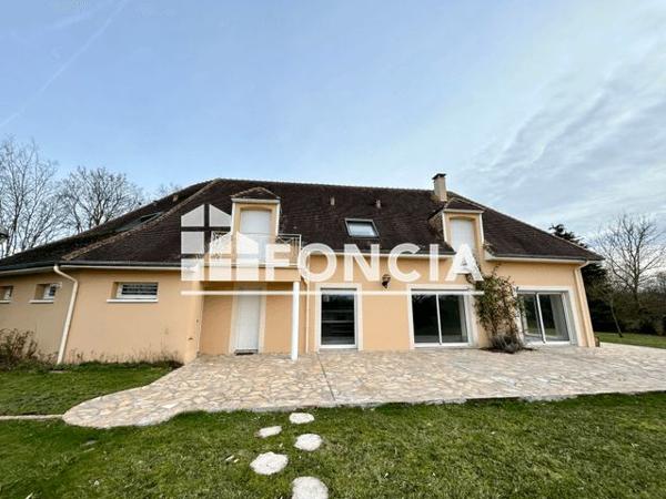 Location Maison 6 pièces 244.7 m² - 578 ROUTE DE L AUBET Beaufay 72110