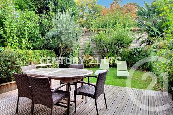 Maison à vendre  5 pièces - 127,21 m 2   PARIS  - 75014