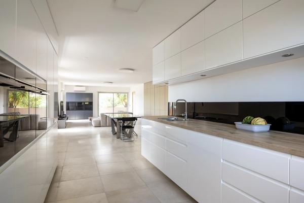 ***VISITE VIRTUELLE DISPONIBLE SUR DEMANDE...MARSEILLE 8ᵉ...RÉSIDENCE FLOTTE...APPARTEMENT FAMILIAL DE STANDING...TERRASSE...VUE DÉGAGÉE...CLIMATISATION INTÉGRALE***