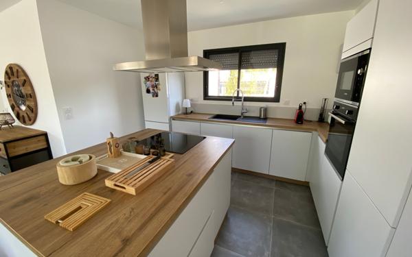 Maison à vendre    4 pièces •  Les Mathes