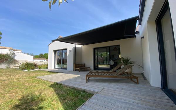 Maison à vendre    4 pièces •  Les Mathes