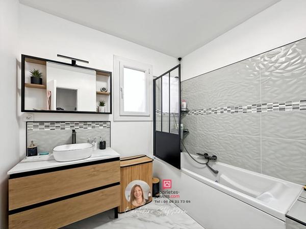 Maison 108 m² , 3 chambres , Jardin 400 m² , Garage