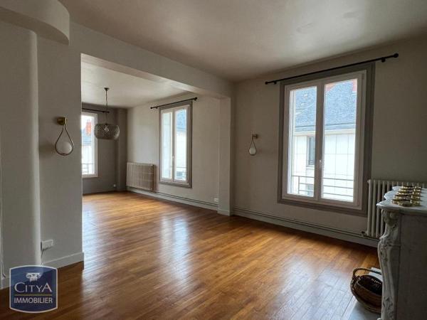 Appartement à louer 3 pièces 102.25m² Tours (37000)