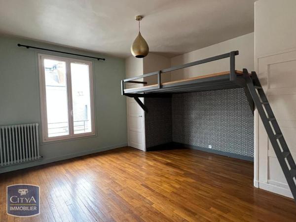 Appartement à louer 3 pièces 102.25m² Tours (37000)