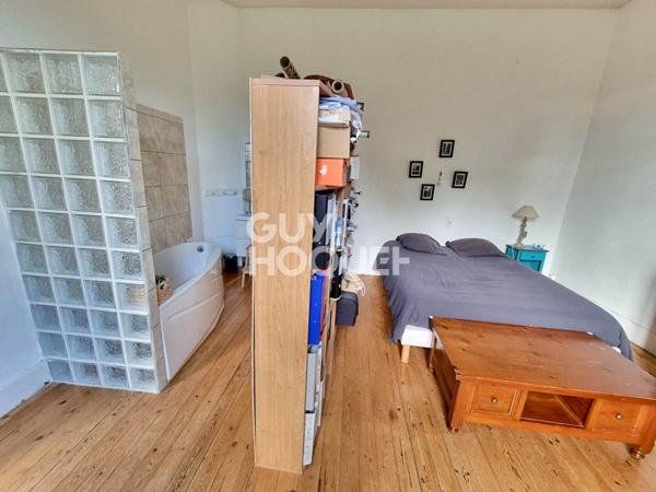 - MAISON T6 ALBI - 6 pièce(s) - 148.36 m2