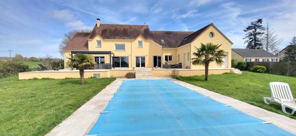 Villa de 325 m² avec piscine au cœur du Perche