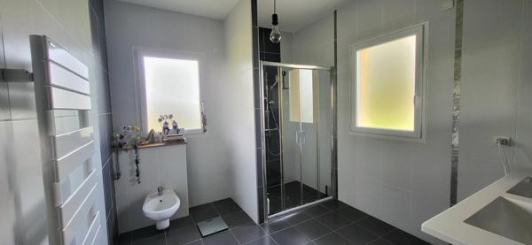 Villa de 325 m² avec piscine au cœur du Perche