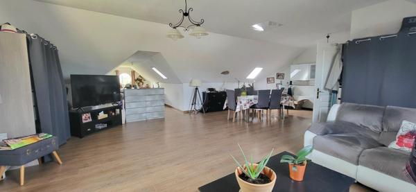 Villa de 325 m² avec piscine au cœur du Perche