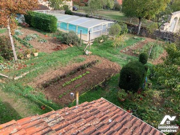 A VENDRE - A LIMOGNE-EN-QUERCY (46260-LOT) Maison quercynoise datant du 19ème siècles, située d...
