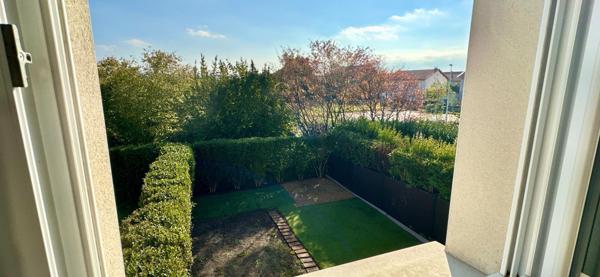 Maison RT2012, DPE B/B, avec garage, 3 chambres à Aulnat