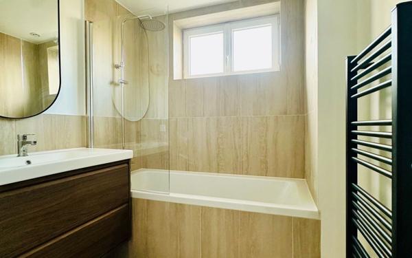 Appartement à louer    3 pièces • 53,14 m2 Créteil