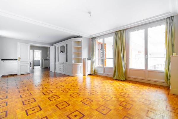 Emplacement central - familial - pratique - confortable