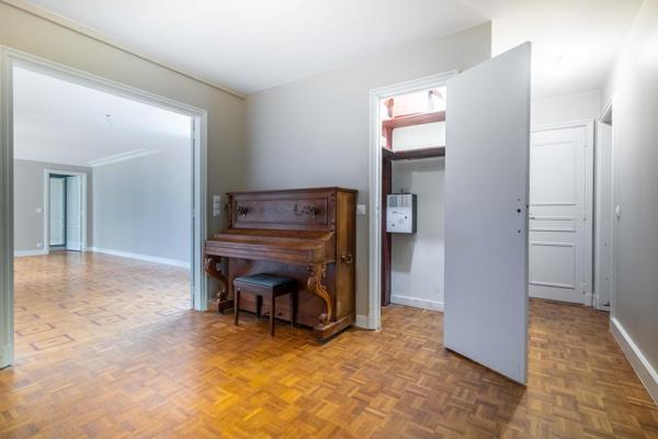 Emplacement central - familial - pratique - confortable