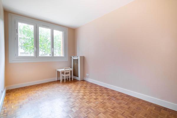 Emplacement central - familial - pratique - confortable