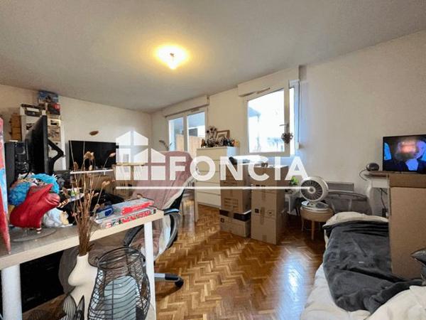 Location Studio 31.21 m² - 30 GDE RUE DE LA GUILLOTIERE Lyon 69007