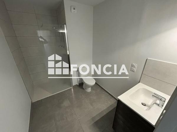 Location Studio 30 m² - 43 A/B/C RUE DU CLOS FOUR Clermont-ferrand 63100