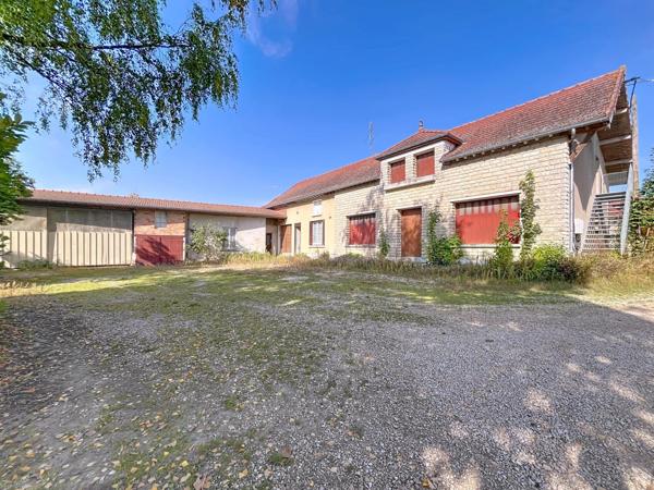 GRANDE MAISON FAMILIALE