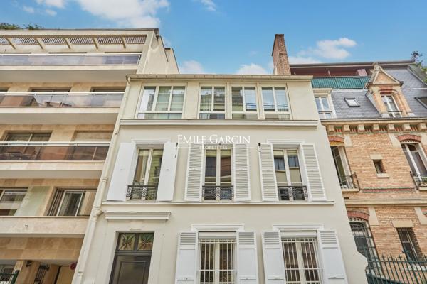 À vendre - Maison de caractère du XIXe siècle - Paris - 75116 - Passy