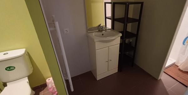 Maison à vendre 7 pièces RUELLE SUR TOUVRE (16) et jardin