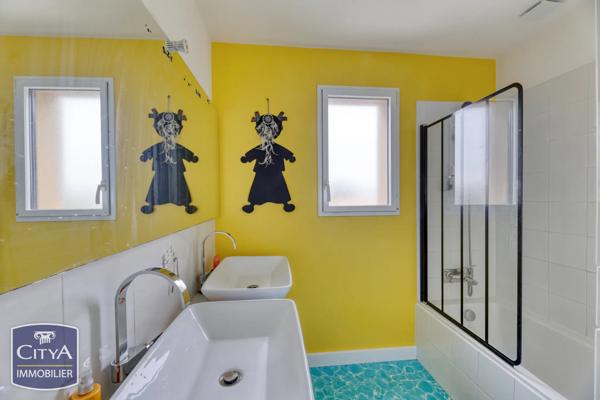 Maison à vendre 6 pièces 129.28m² Saint-Michel-Chef-Chef (44730)