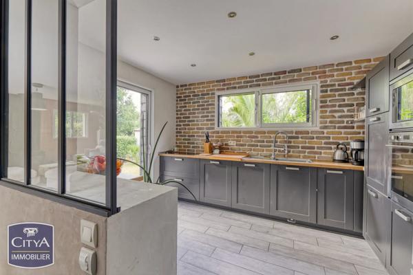 Maison à vendre 6 pièces 129.28m² Saint-Michel-Chef-Chef (44730)