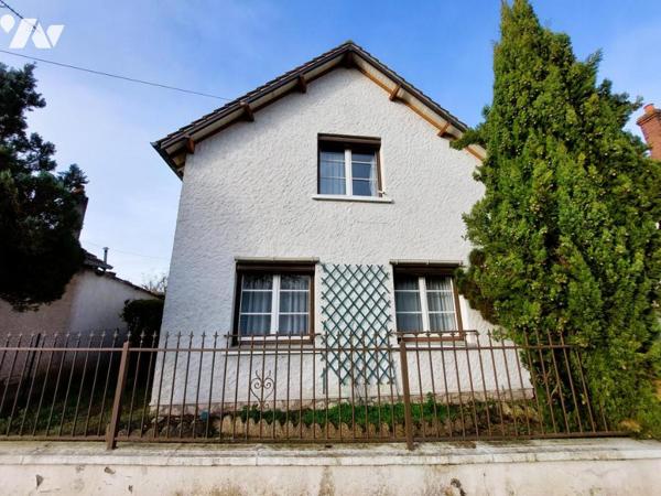 MAISON + DOUBLE GARAGES + DEPENDANCES