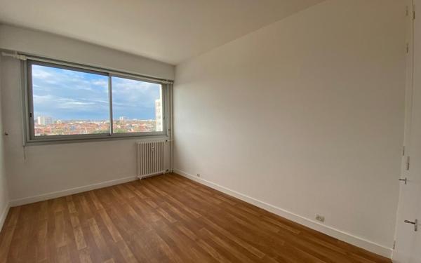 Appartement à louer    3 pièces • 106,75 m2 La Rochelle