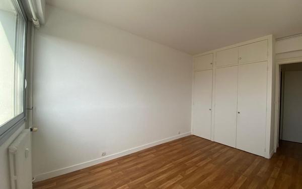 Appartement à louer    3 pièces • 106,75 m2 La Rochelle