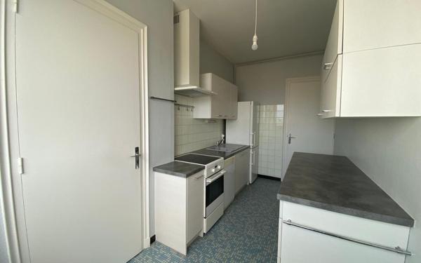 Appartement à louer    3 pièces • 106,75 m2 La Rochelle