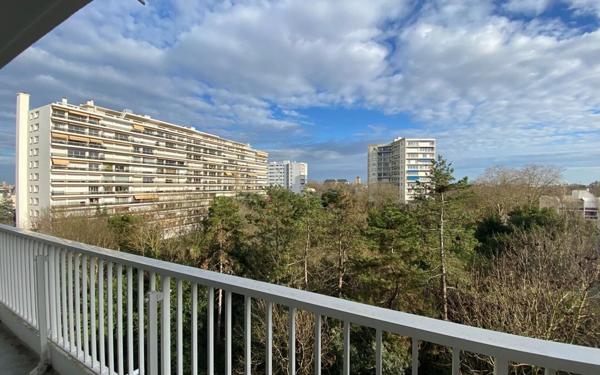 Appartement à louer    3 pièces • 106,75 m2 La Rochelle