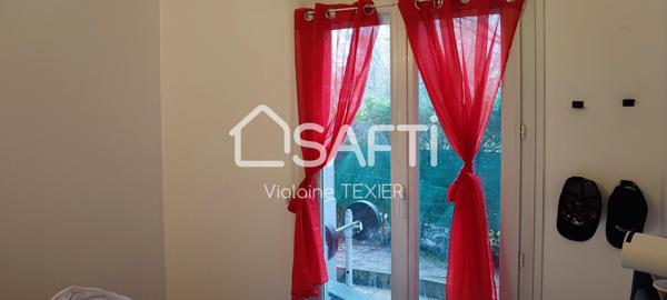 Rdc T2 lumineux en Centre ville avec parking