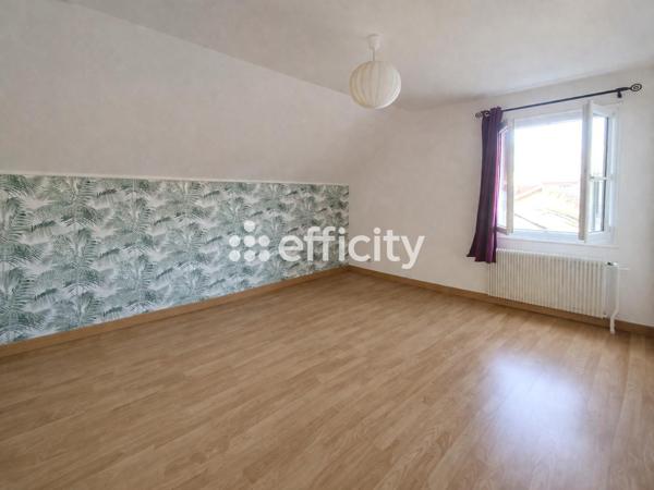 Maison 7 pièces - 120 m²