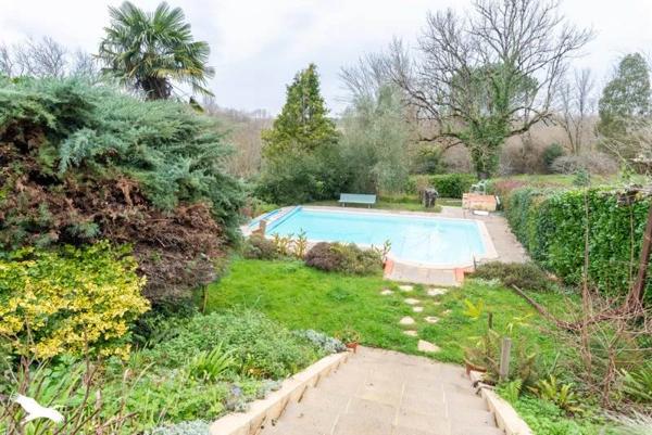 Maison à vendre |  Le Houga |  13 pièces | 365 m²