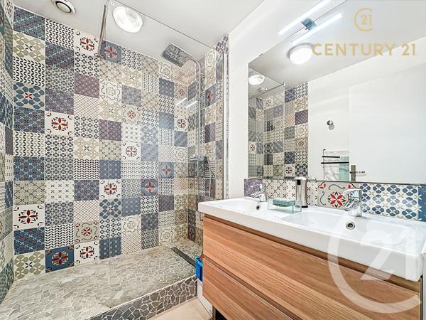 Maison à vendre  5 pièces - 117,66 m2 MARSEILLE - 13011