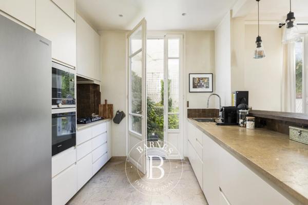 Neuilly-sur-Seine, Maison 5 Chambres -  300 m² à vendre