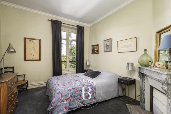 Neuilly-sur-Seine, Maison 5 Chambres -  300 m² à vendre
