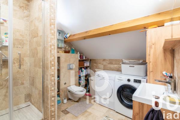 House for sale 4 rooms 91 m² Épône