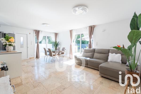 House for sale 4 rooms 91 m² Épône